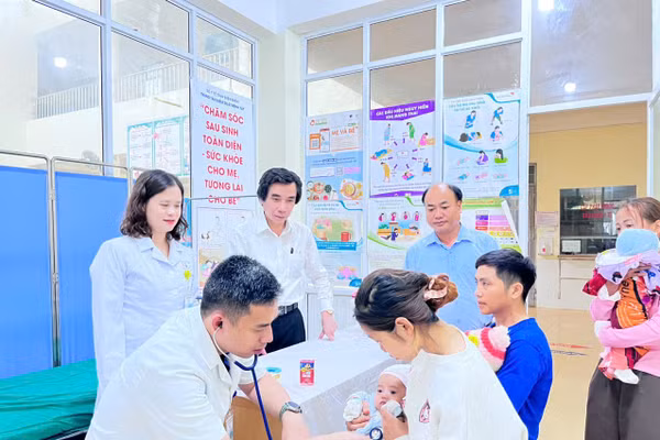 Điện Biên đồng loạt ra quân khám, chữa bệnh miễn phí cho nhân dân từ ngày 20/4.