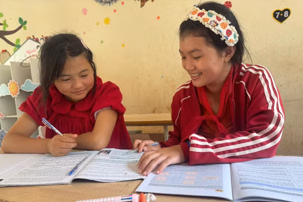 Học sinh Trường PTDTBT THCS Na Son.