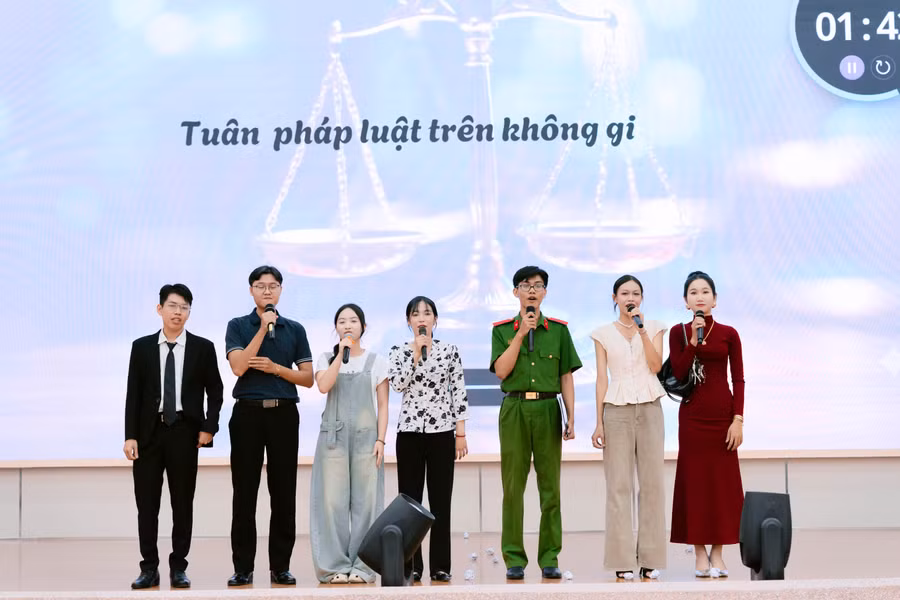 apag-khoa-luat-8279.jpg
