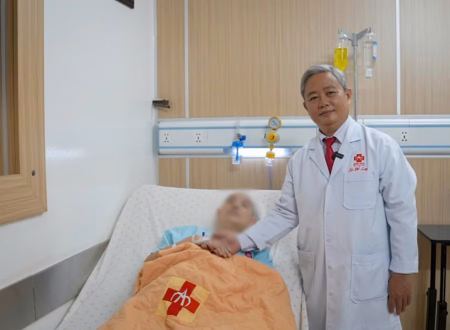Người bệnh hồi phục sau phẫu thuật u não to bằng trái cam sành.