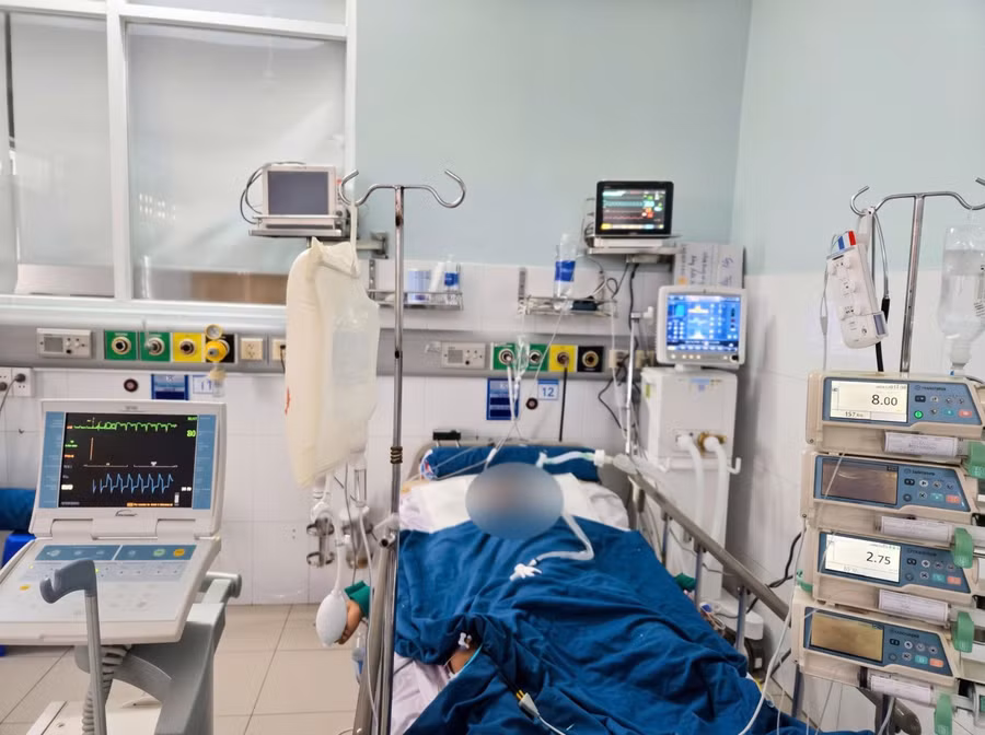 Bệnh nhân được điều trị tích cực. 