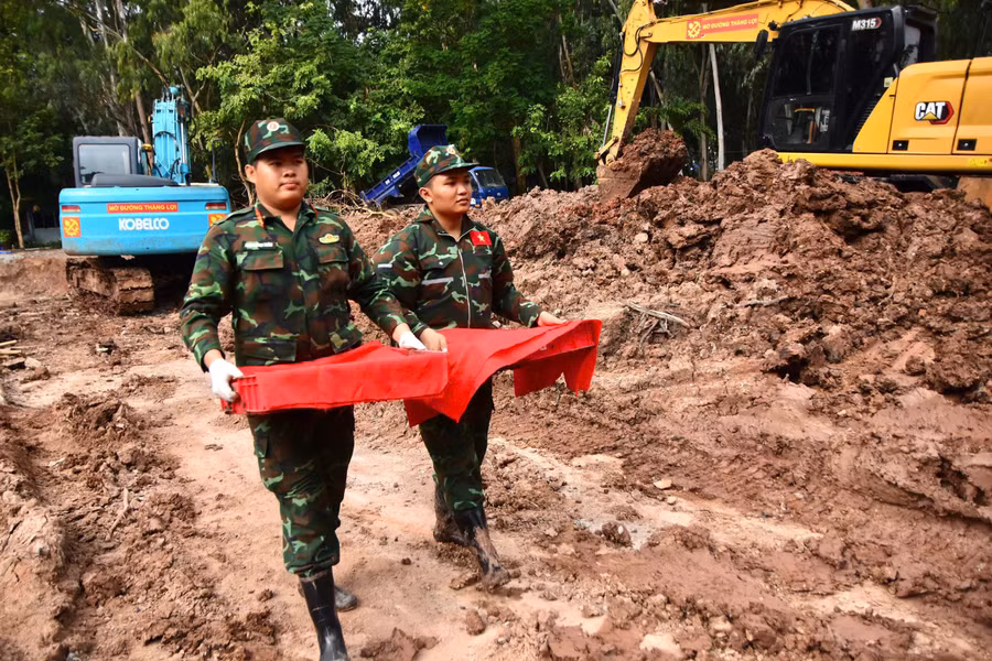 Tiếp tục quy tập hài cốt liệt sĩ tại Công viên Lê Thị Riêng. 