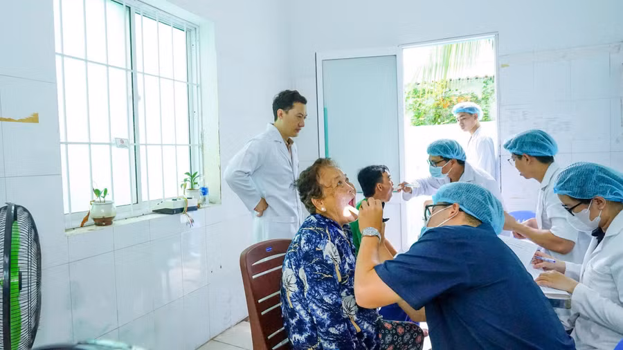 Kho dữ liệu tích lũy liên tục giúp ngành Y tế theo dõi xu hướng bệnh tật cộng đồng.
