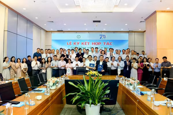 Quang cảnh Lễ ký kết thỏa thuận hợp tác.
