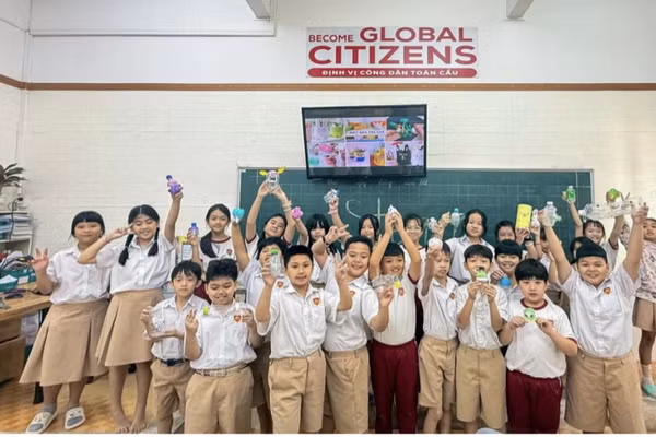 Ngày hội STEAM - Tái sinh rác thải nhựa của học sinh iSchool Sóc Trăng