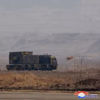 ong-kim-jong-un-chi-dao-cong-tac-nghien-cuu-uav-011.jpg
