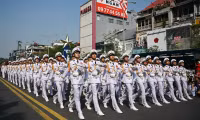 hinh-anh-viet-nam-ky-niem-50-nam-ngay-thong-nhat-tren-bao-quoc-te-14.jpg