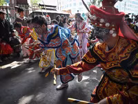 can-canh-dieu-mua-nua-kung-fu-nua-opera-5.jpg