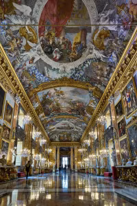 chum-anh-kho-bau-trong-cung-dien-colonna-rome-011.jpg