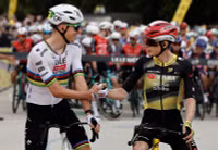 chum-anh-hinh-anh-dep-nhat-giai-dua-xe-dap-tour-de-france-2025-018.jpg