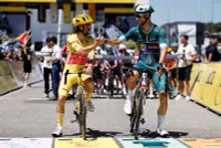 chum-anh-hinh-anh-dep-nhat-giai-dua-xe-dap-tour-de-france-2025-02.jpg