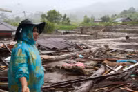 chum-anh-indonesia-tim-kiem-nan-nhan-sau-lu-lut-1105-012.jpg