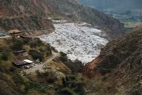 chum-anh-lang-muoi-truyen-thong-peru-tren-nui-andes-1105-014.jpg