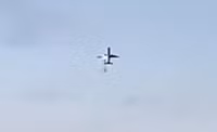 boeing-cho-273-hanh-khach-ha-canh-khan-cap-vi-dong-co-chay-2.jpg