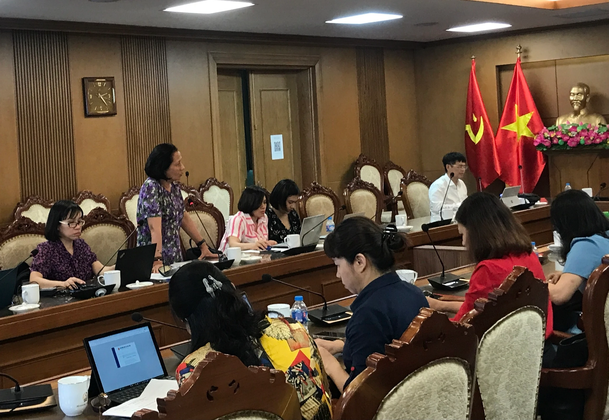 Các chuyên gia GDMN, các nhà khoa học đã đưa ra nhiều ý kiến, quan điểm để hoàn thiện Dự thảo Thông tư. Các chuyên gia GDMN, các nhà khoa học đã đưa ra nhiều ý kiến, quan điểm để hoàn thiện Dự thảo Thông tư.