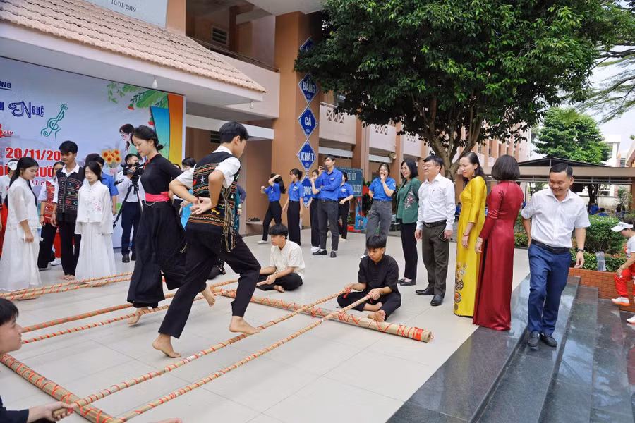 truong-dan-toc-noi-tru-dong-nai-1.jpg