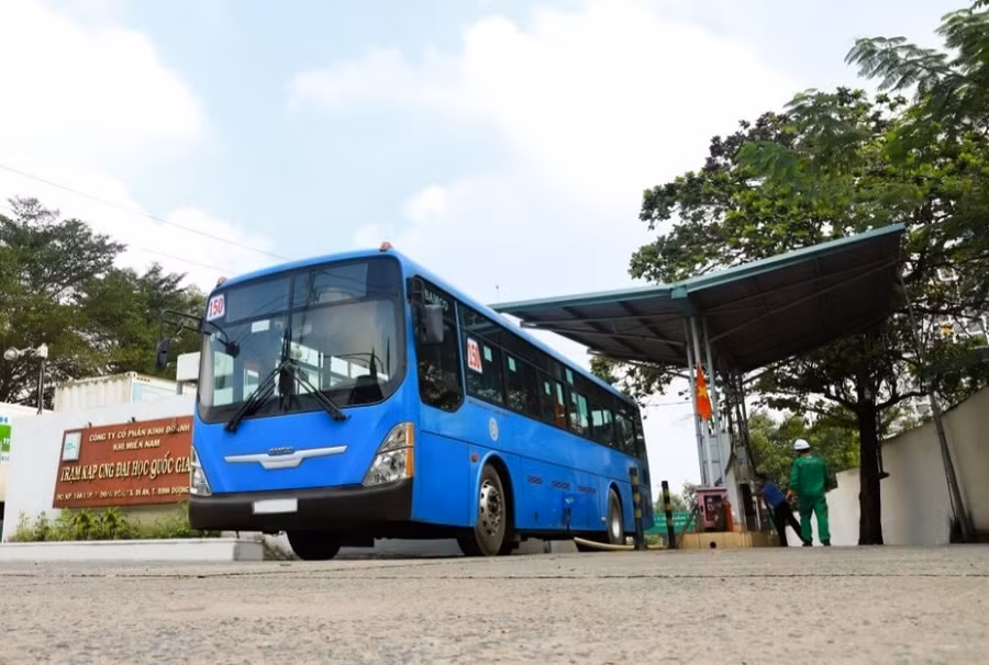 Trạm nạp khí CNG tại Đại học Quốc gia TPHCM. Ảnh: KMN