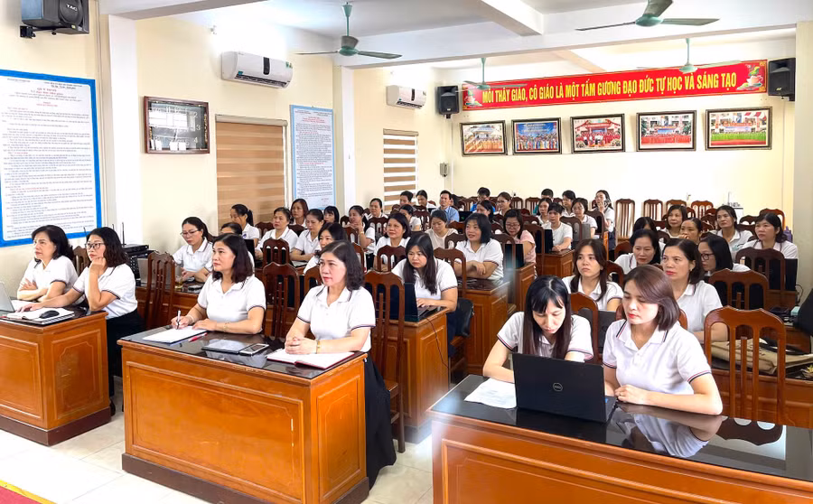 diem-cau-truong-tieu-hoc-le-hong-phong.jpg