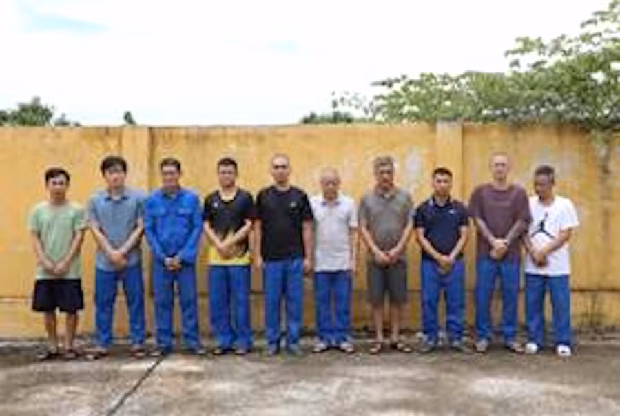 Các đối tượng tại Cơ quan Công an. Ảnh: Công an tỉnh Hưng Yên