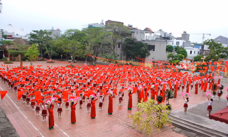 truong-th-tran-lam.jpg
