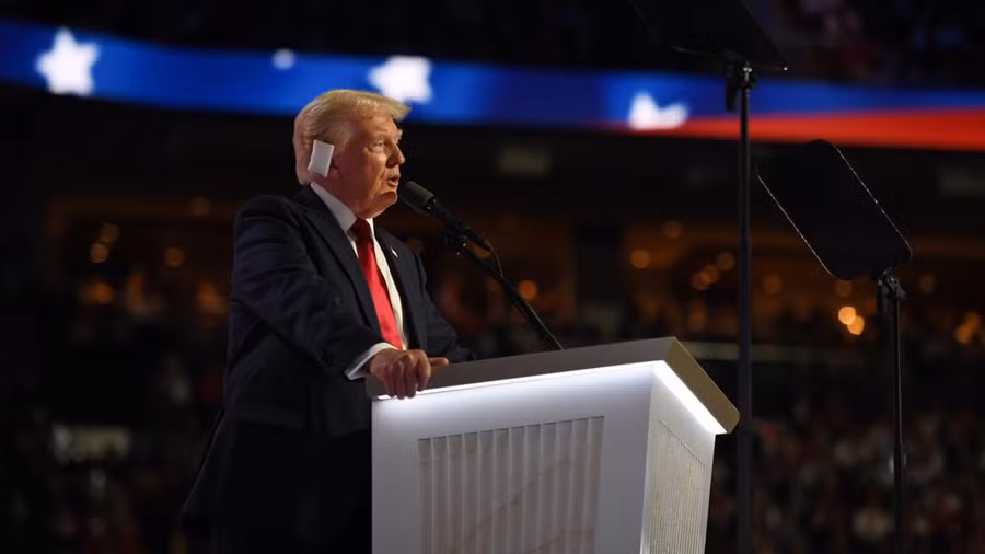 Cựu Tổng thống Mỹ Donald Trump phát biểu trong Đại hội toàn quốc của Đảng Cộng hòa ở Milwaukee, Wisconsin, ngày 18/7. Ảnh: Global Look Press / Li Rui