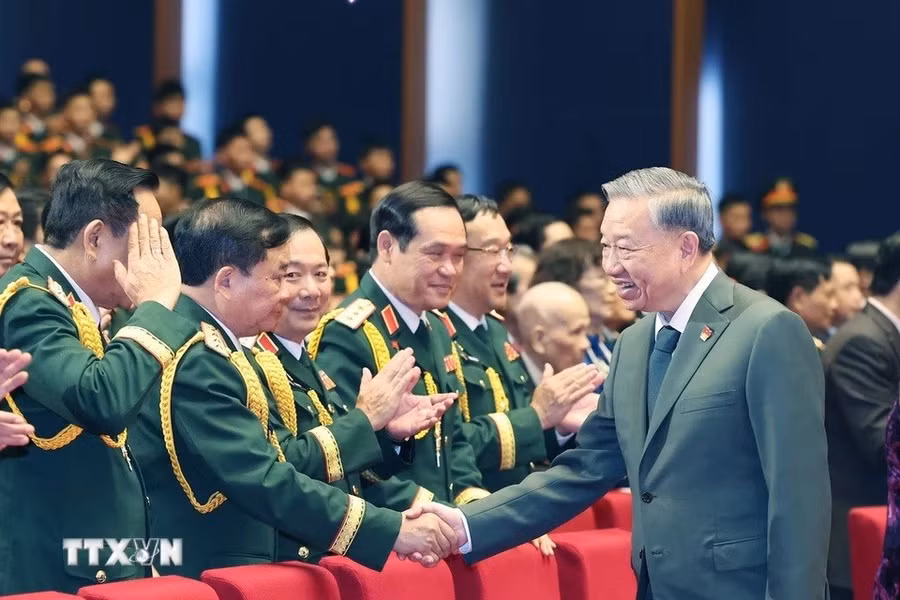 tong-bi-thu-du-le-ky-niem-80-nam-ngay-thanh-lap-quan-doi-nhan-dan-viet-nam-9.jpg
