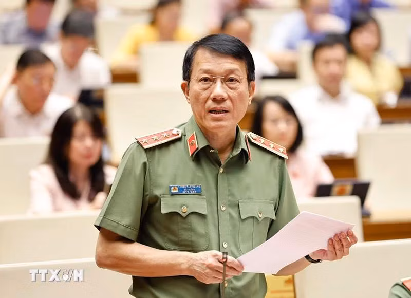 ubtv-quoc-hoi-chat-van-ve-tu-phap-noi-vu-an-ninh-trat-tu-an-toan-xa-hoi-04.jpg
