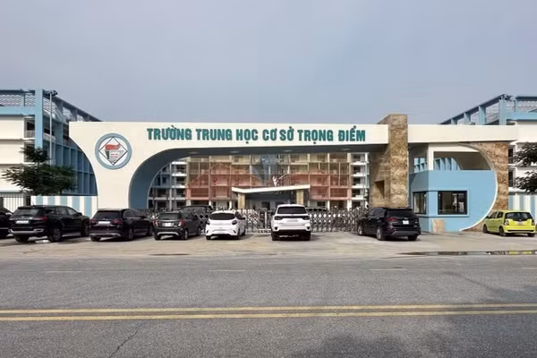 Trường THCS Trọng Điểm, phường Hạ Long (Quảng Ninh).