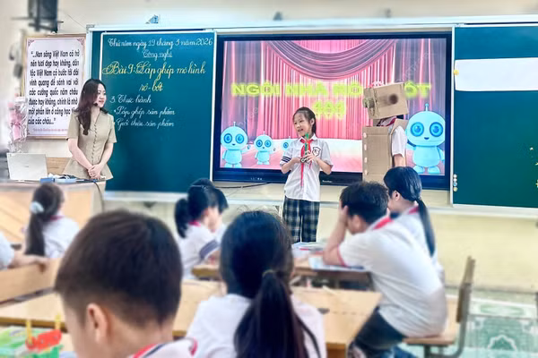 Học sinh Trường Tiểu học Quang Trung, phường Hạ Long.