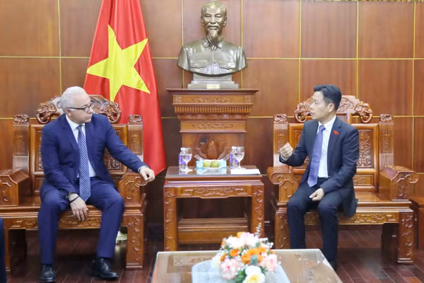 Thứ trưởng Lê Quân tiếp ông Mnatsakan Safaryan - Thứ trưởng Bộ Ngoại giao nước Cộng hòa Armenia.