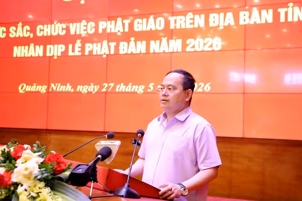 Ông Quản Minh Cường, Bí thư Tỉnh ủy Quảng Ninh phát biểu tại buổi gặp mặt.