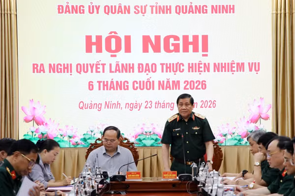 Trung tướng Nguyễn Đức Hưng phát biểu chỉ đạo tại hội nghị.