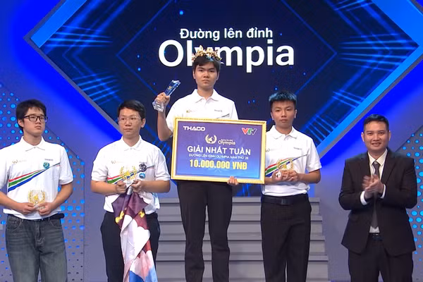 Nguyễn Anh Tú giành vòng nguyệt quế đầu tiên của Olympia năm thứ 26.