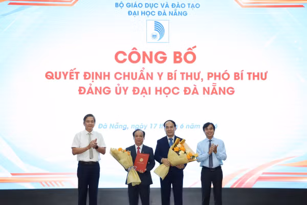 Công bố quyết định nhân sự tại Đại học Đà Nẵng và các trường thành viên