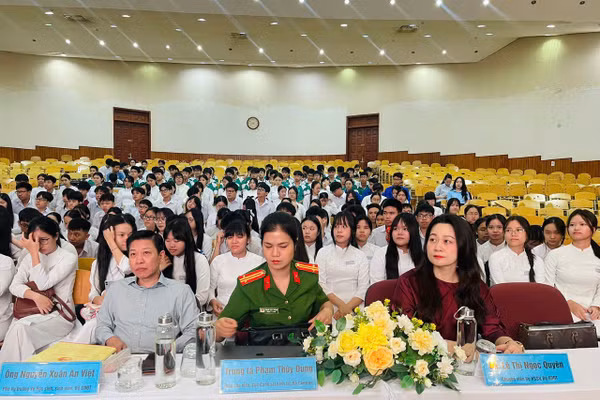 Tọa đàm liên ngành là cơ sở để có giải pháp nâng cao hiệu quả công tác bảo đảm an ninh, trật tự, an toàn xã hội trong các cơ sở giáo dục.