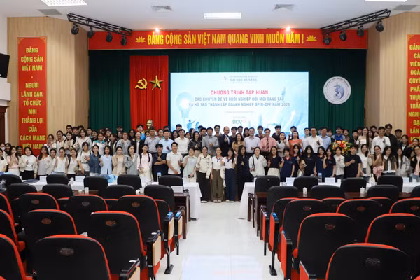 Tập huấn định hướng thành lập doanh nghiệp spin-off cho sinh viên Đại học Đà Nẵng. 