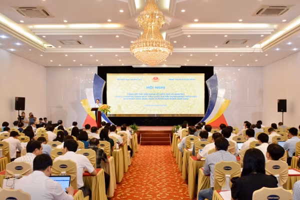 Quang cảnh Hội nghị tổng kết nội dung về GD&ĐT thuộc Chương trình MTQG xây dựng nông thôn mới.