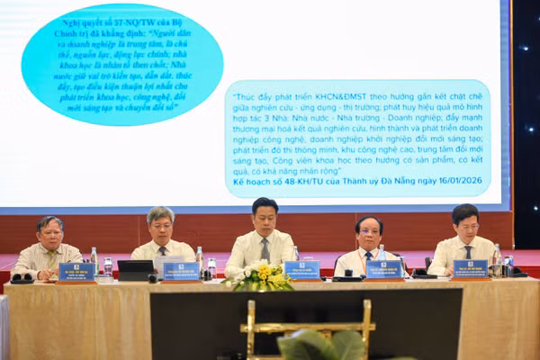 Hội thảo “Đẩy mạnh gắn kết “ba nhà” (Nhà nước - Đại học - Doanh nghiệp) do Đại học Đà Nẵng chủ trì. 