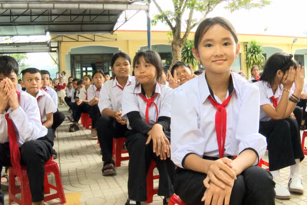 Học sinh Trường THCS Trà Mai (xã Nam Trà My, TP Đà Nẵng). Ảnh: Thông tin xã Nam Trà My.