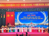 Các cá nhân được Chủ tịch UBND TP tặng Bằng khen.