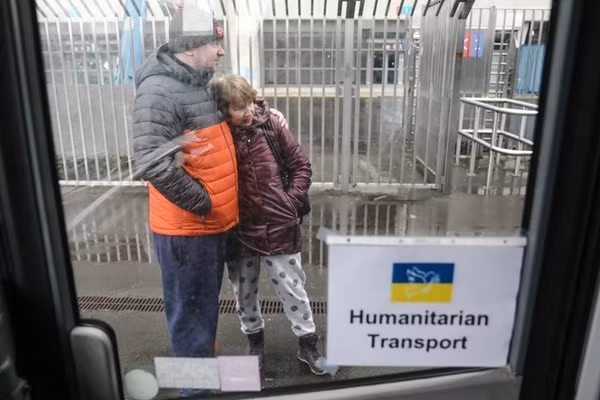Thụy Sĩ tính siết bảo hộ người Ukraine trong độ tuổi nhập ngũ