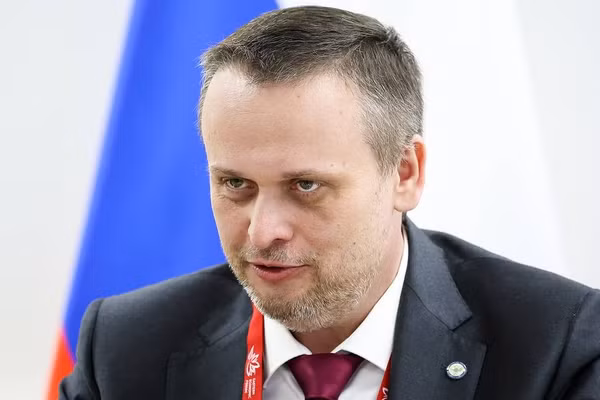 Bộ trưởng Giao thông Nga Andrey Nikitin.