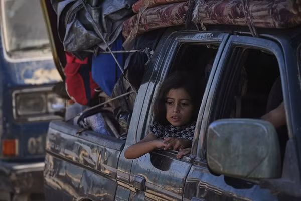 Gaza cháy dữ dội sau khi Israel phát động tấn công trên bộ 