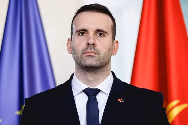 Thủ tướng Montenegro Spajic.