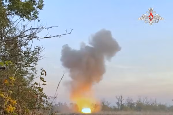 Nga dồn hỏa lực thiêu rụi 99 xe quân sự, pháo Paladin, bắn hạ 581 UAV của Ukraine