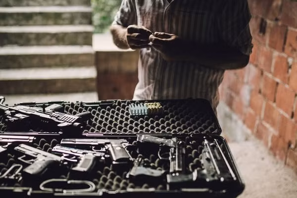 Italy cảnh báo vũ khí từ Ukraine lọt vào tay tổ chức mafia