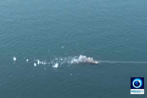 IRGC tuyên bố giám sát 24/7 eo biển Hormuz bằng mọi phương tiện