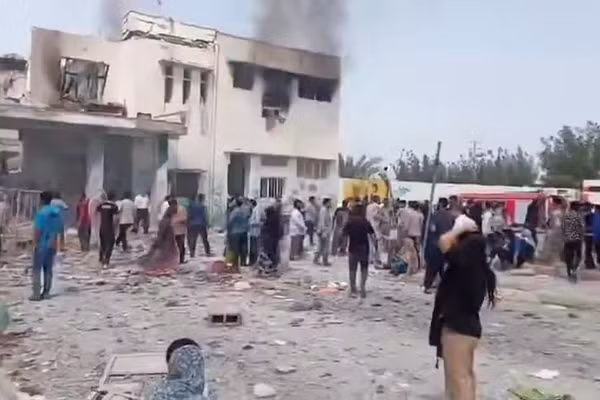 Thảm kịch tại trường học ở Iran: 40 người thiệt mạng