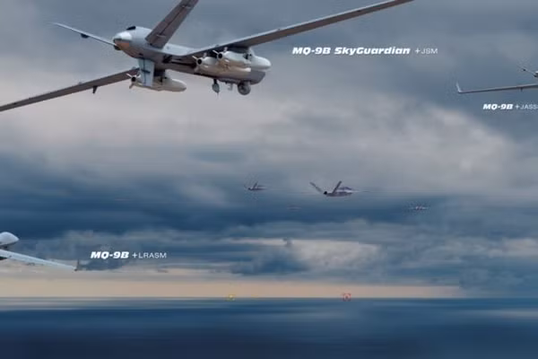 Các drone MQ-9B được trang bị những hệ thống tên lửa khác nhau. Ảnh: GA-ASI