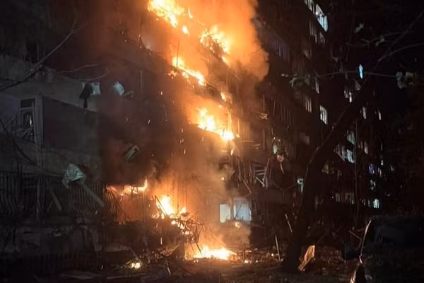 Nga tập kích diện rộng vào hạ tầng năng lượng và đường sắt Ukraine
